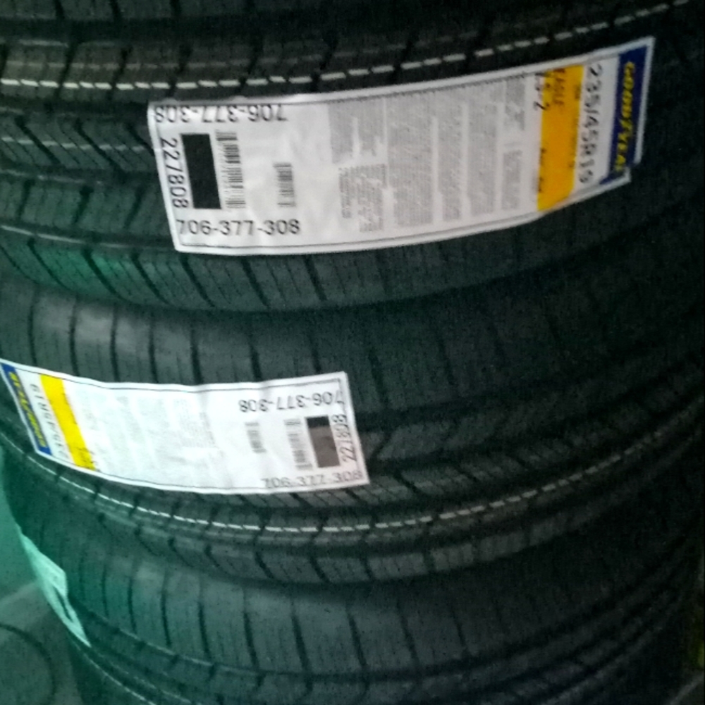 I have 4 brand new good year tires 235/45R19